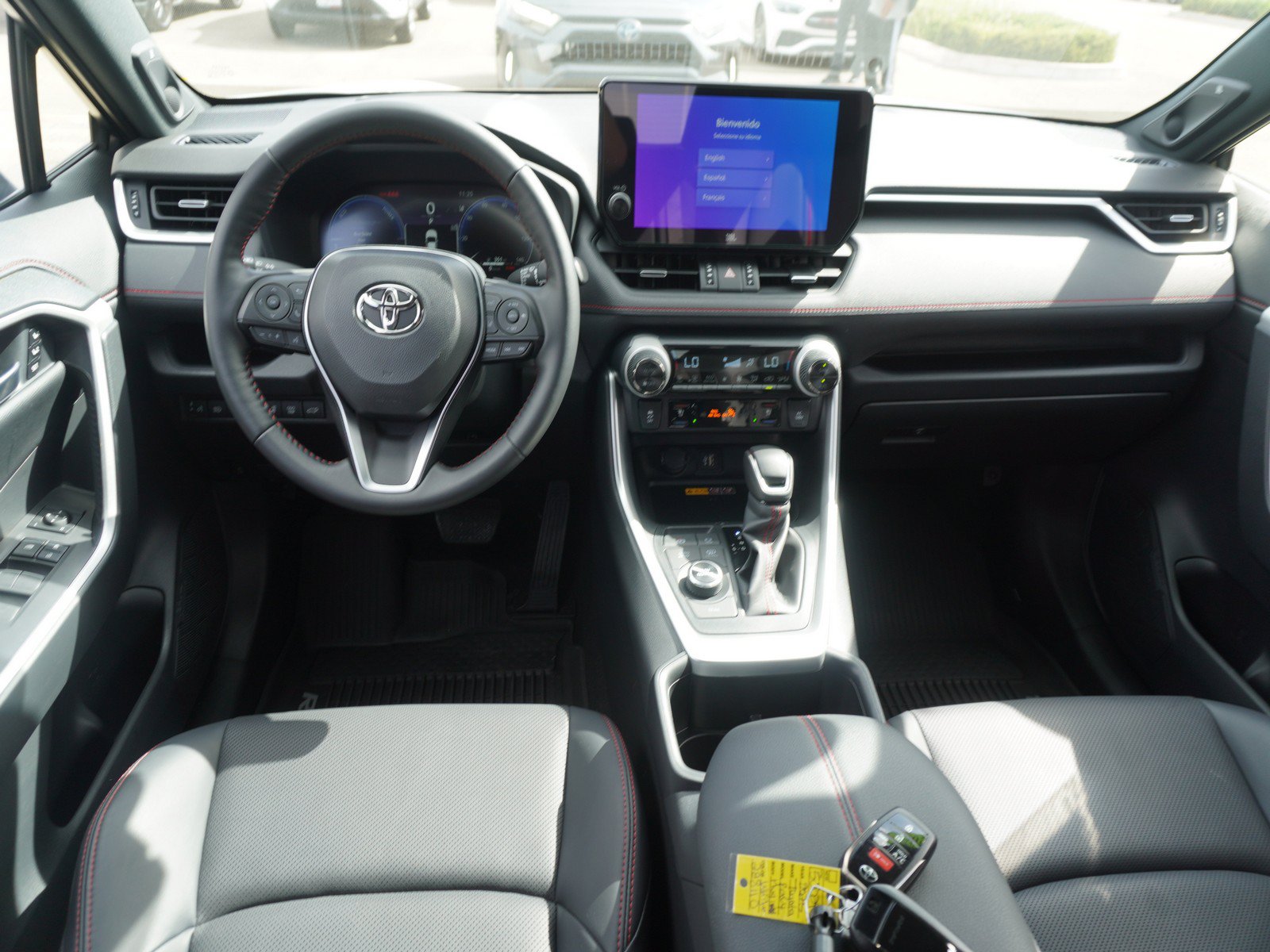 Used 2025 Toyota RAV4 XSE w/ Premium Package AWD/4WD image 2