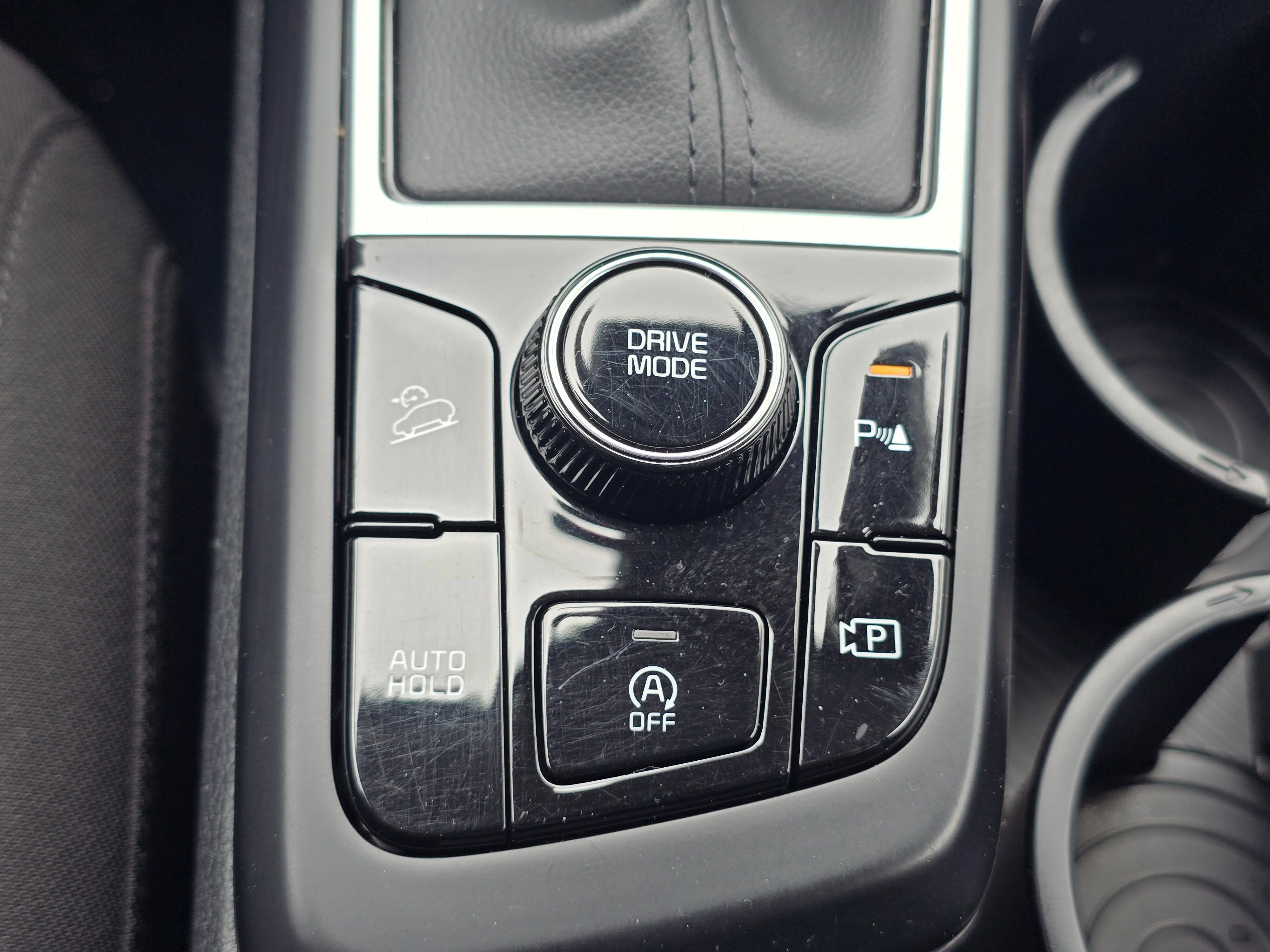 Used 2025 Kia Sportage LX FWD image 29