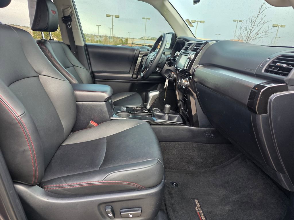 Used 2019 Toyota 4Runner TRD Off-Road Premium image 31