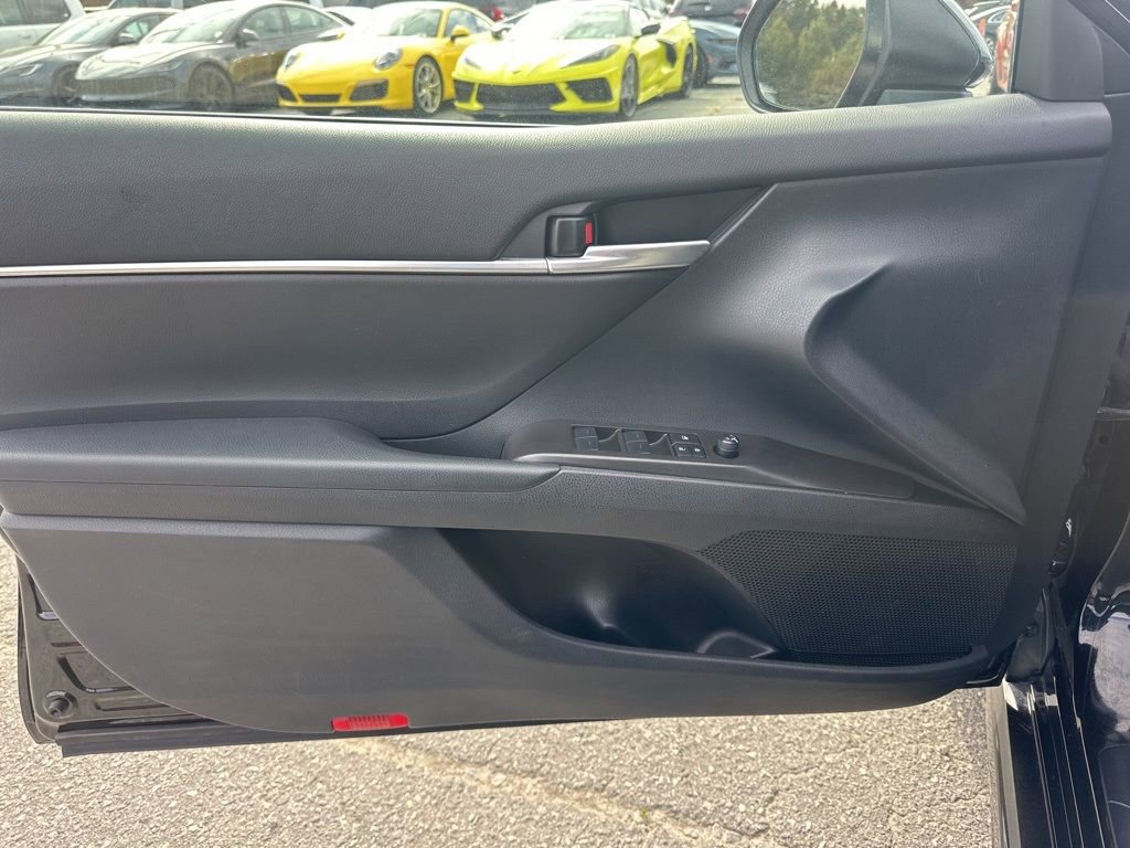 Used 2024 Toyota Camry SE image 22