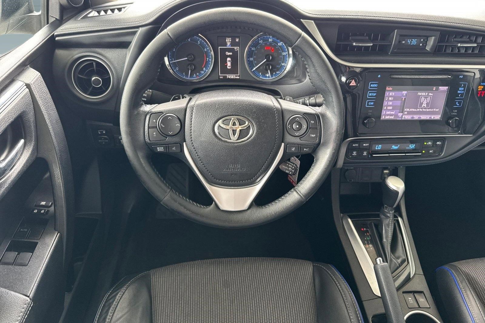 Used 2019 Toyota Corolla SE w/ Carpet Mat Package (TMS) FWD image 27