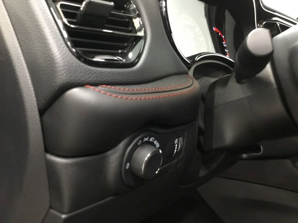 Used 2023 Dodge Durango GT image 5