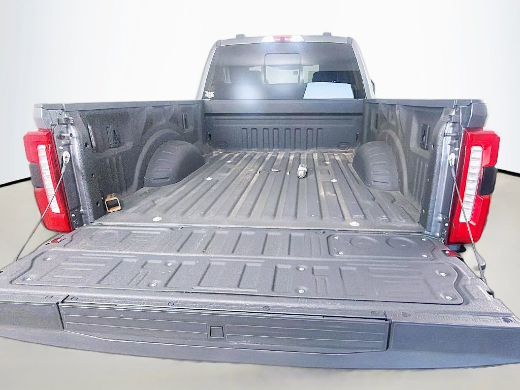 Certified 2023 Ford F250 Lariat w/ Lariat Ultimate Package AWD/4WD image 19
