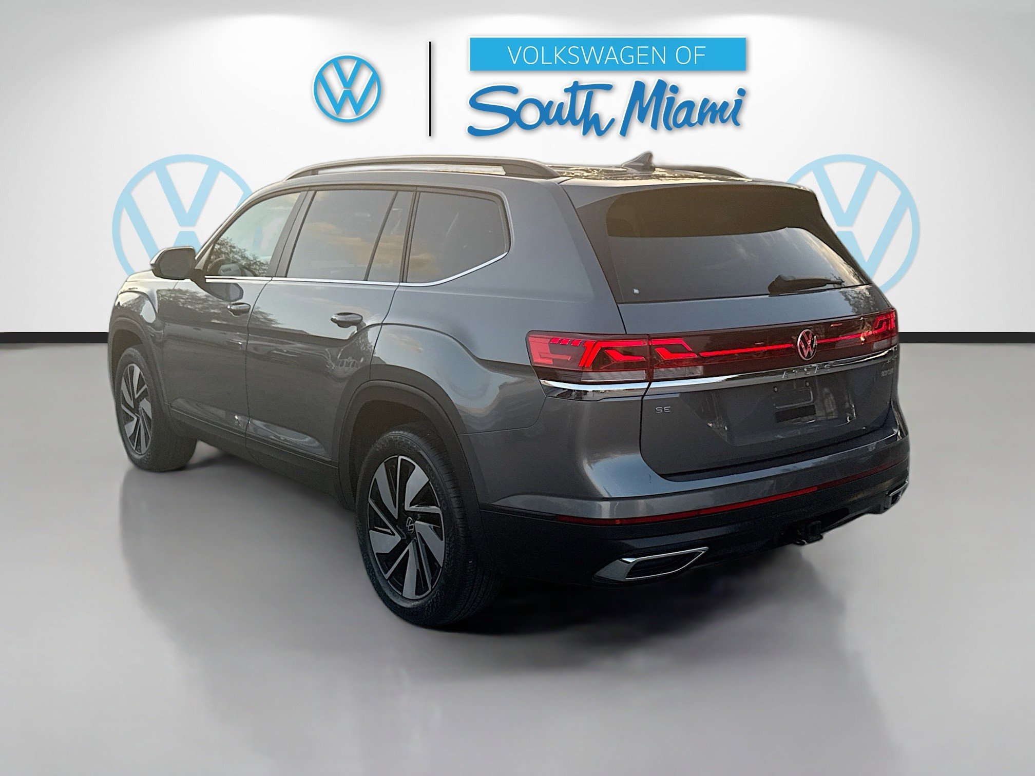 Used 2024 Volkswagen Atlas SE image 5