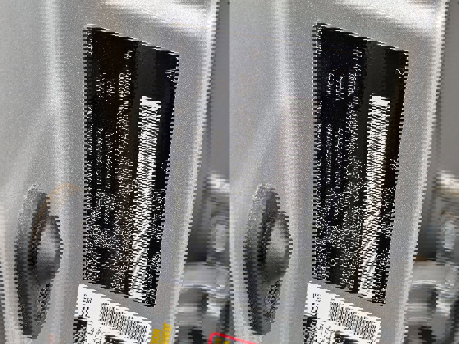 Used 2024 Toyota Highlander LE image 26