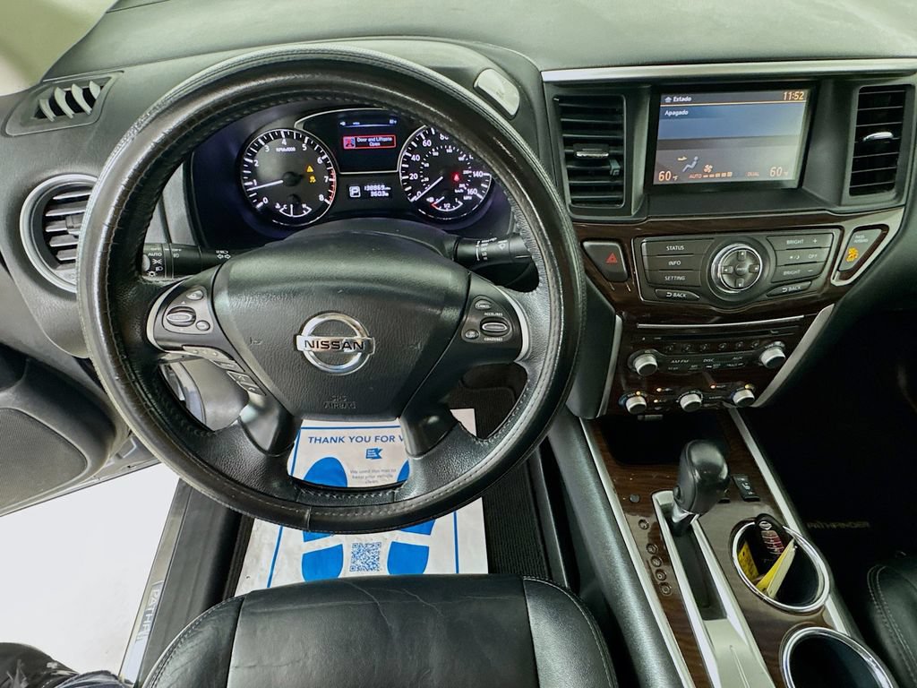 Used 2013 Nissan Pathfinder SL FWD image 13