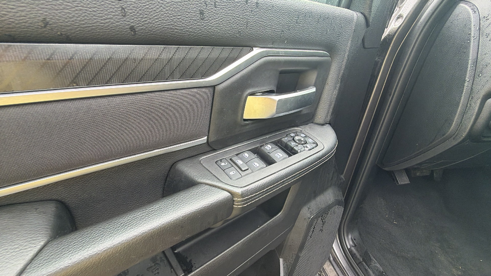 Used 2026 RAM 2500 Big Horn AWD/4WD image 15