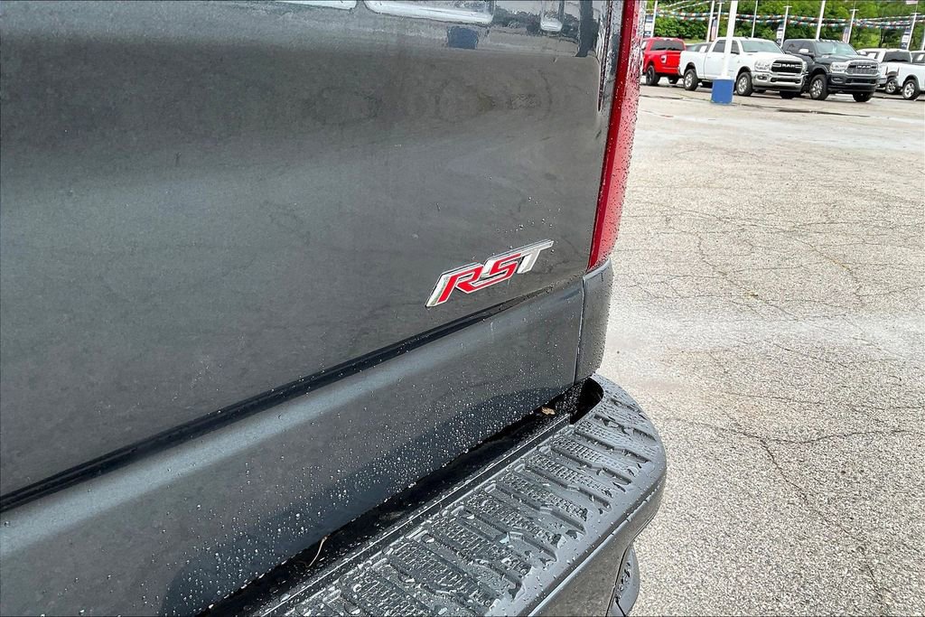Used 2019 Chevrolet Silverado 1500 RST w/ True North Edition AWD/4WD image 32