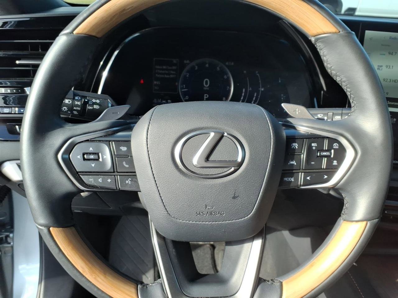 Used 2024 Lexus RX 350 Premium w/ Accessory Package (Z1) image 12