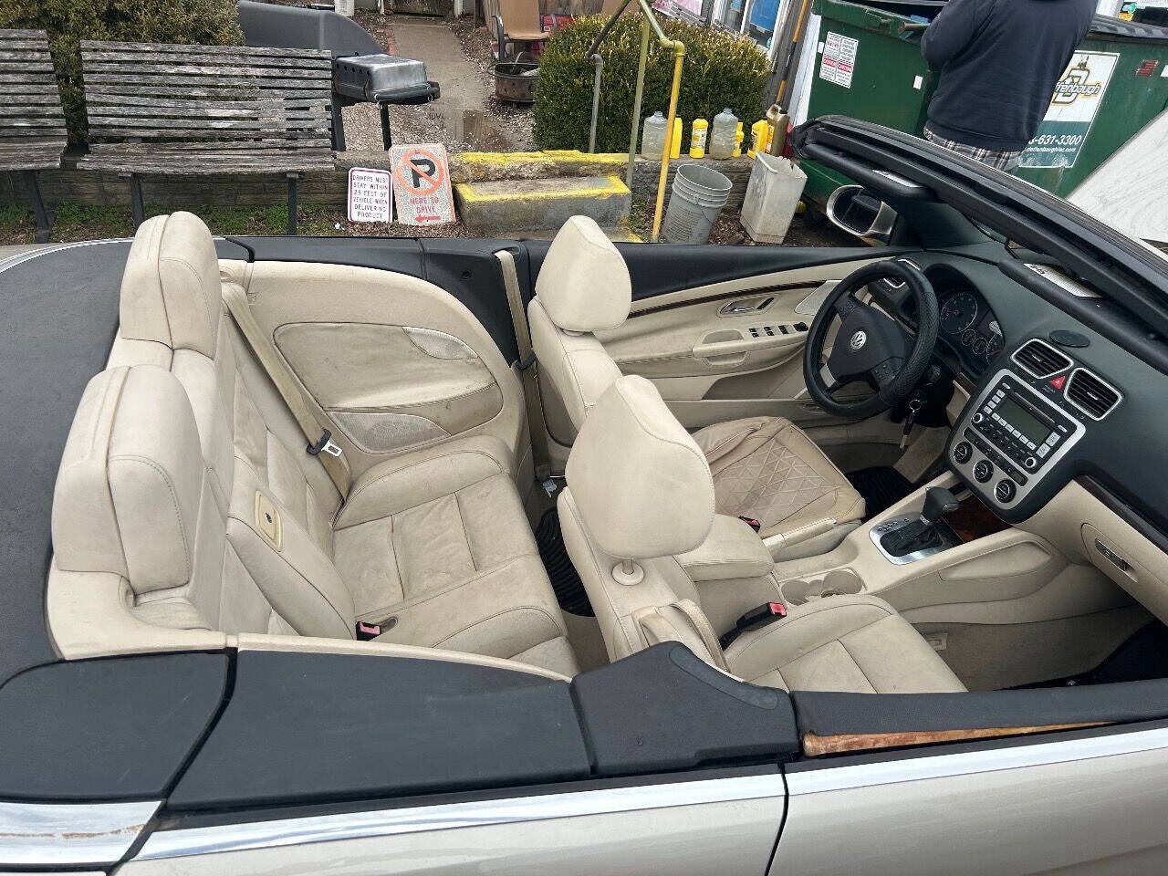 Used 2007 Volkswagen Eos 2.0T FWD image 10