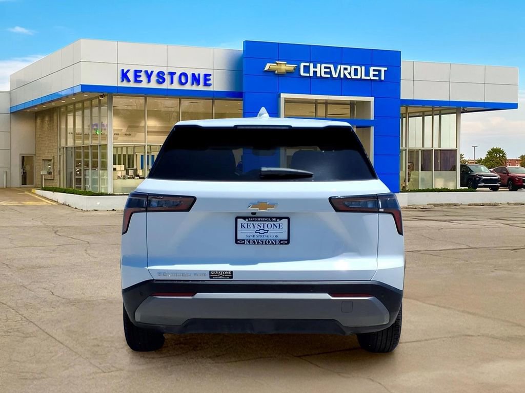 Used 2026 Chevrolet Equinox LT AWD/4WD image 6