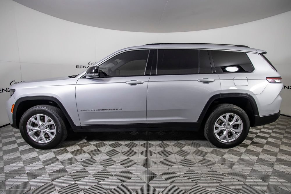 Used 2023 Jeep Grand Cherokee L Limited AWD/4WD image 11