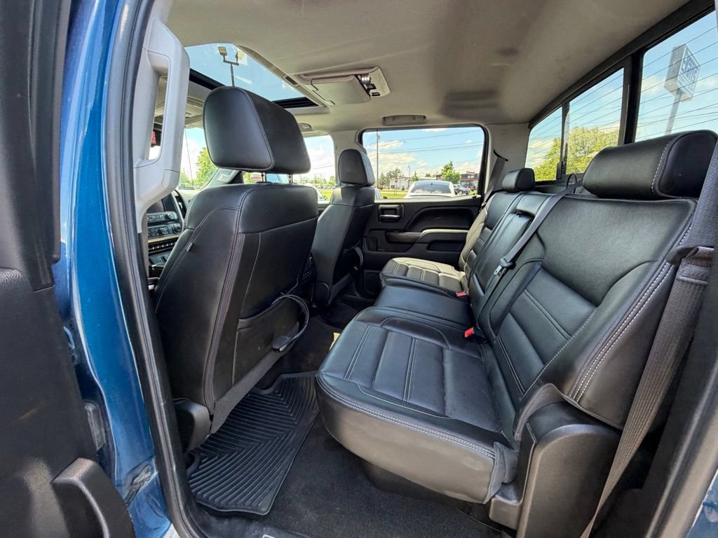 Used 2017 GMC Sierra 2500 Denali w/ Duramax Plus Package AWD/4WD image 24