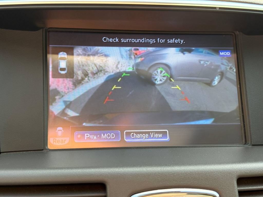 Used 2016 INFINITI Q70 L 3.7 w/ Deluxe Touring Package AWD/4WD image 19