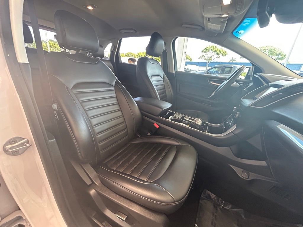 Used 2019 Ford Edge SEL w/ Equipment Group 201A FWD image 26