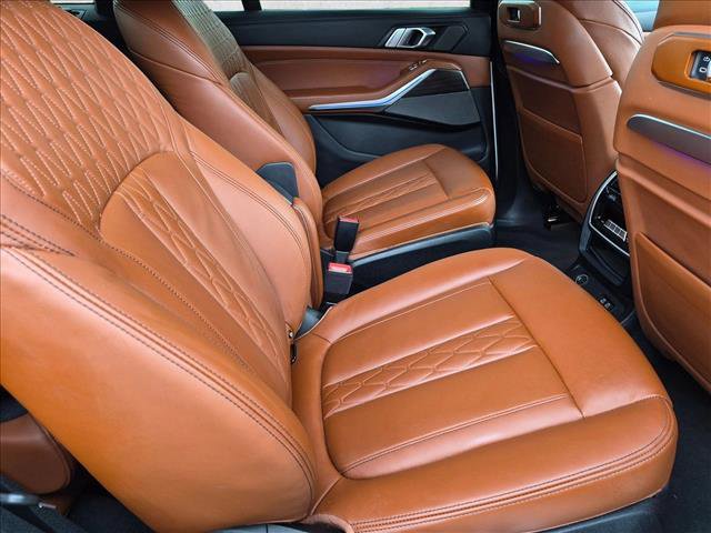 Used 2023 BMW X7 M60i w/ Executive Package AWD/4WD image 20
