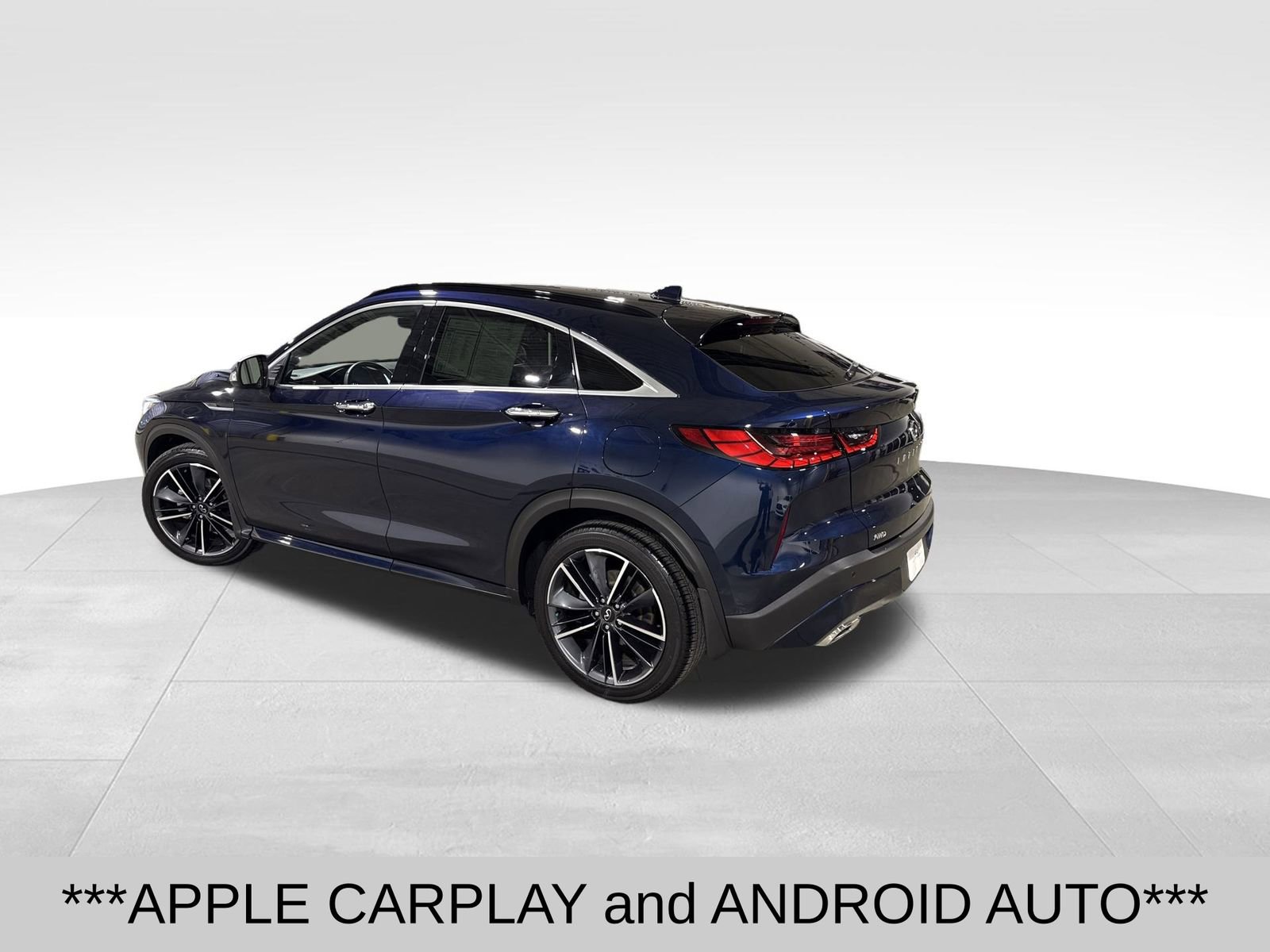 Certified 2025 INFINITI QX55 Essential image 3