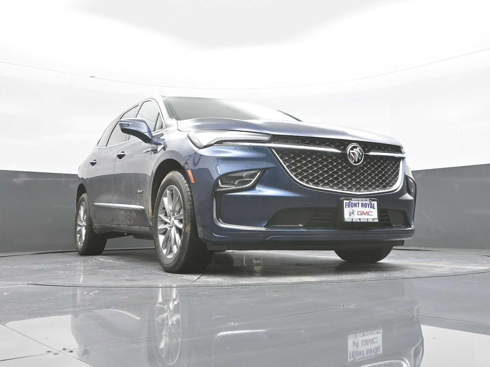 Used 2024 Buick Enclave Avenir w/ Avenir Technology Package AWD/4WD image 36