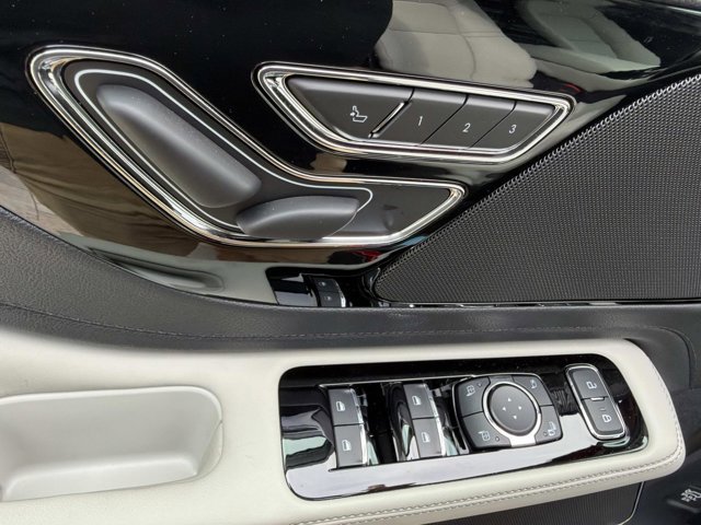 New 2026 Lincoln Aviator 2WD w/ Jet Appearance Package image 10