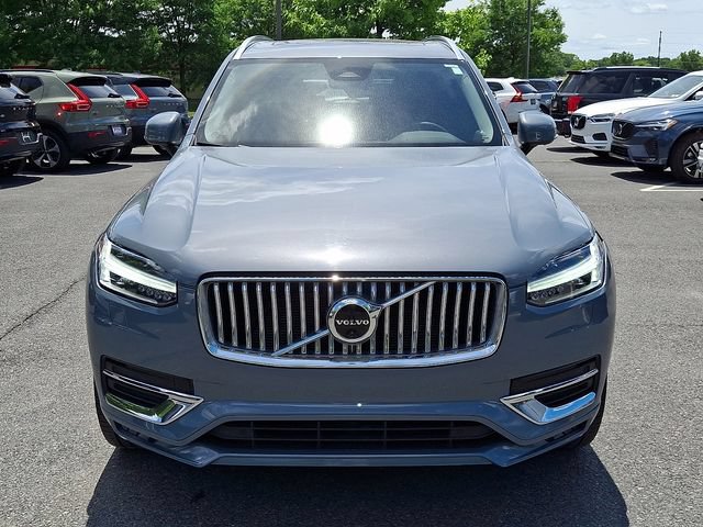 Used 2023 Volvo XC90 B6 Plus w/ Protection Package AWD/4WD image 2