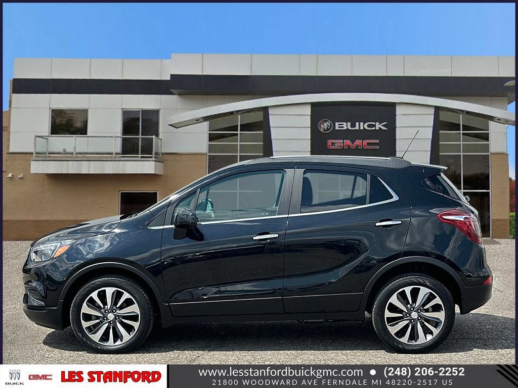 Certified 2022 Buick Encore Preferred AWD/4WD image 2