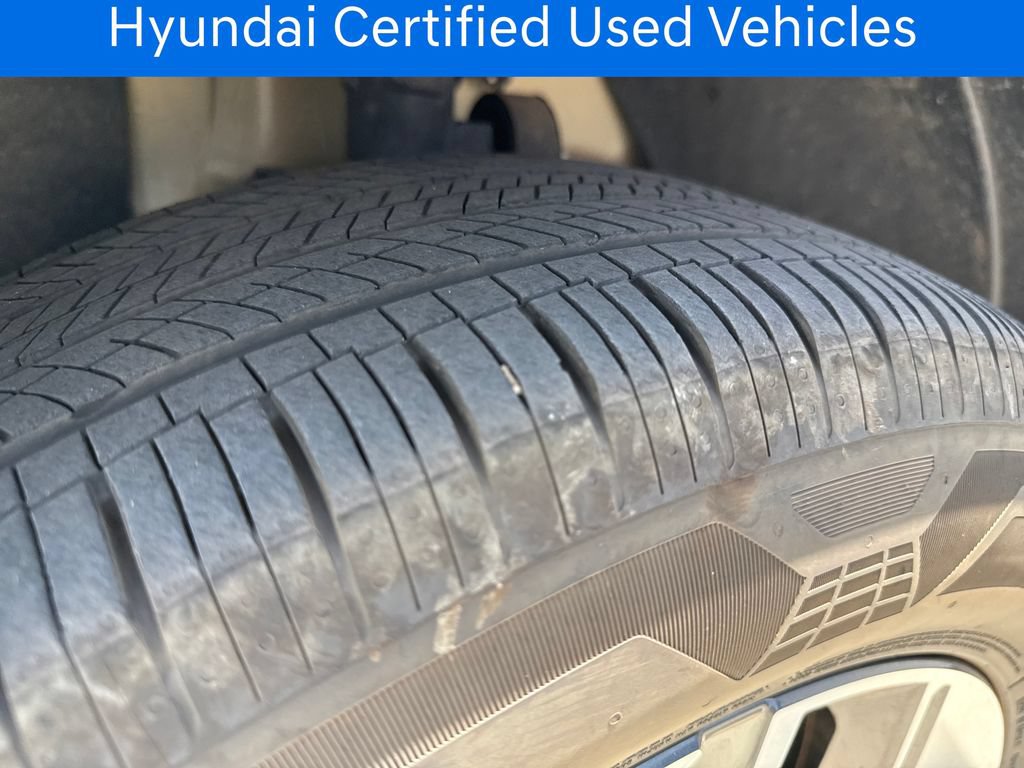Certified 2025 Hyundai Tucson SEL AWD/4WD image 35