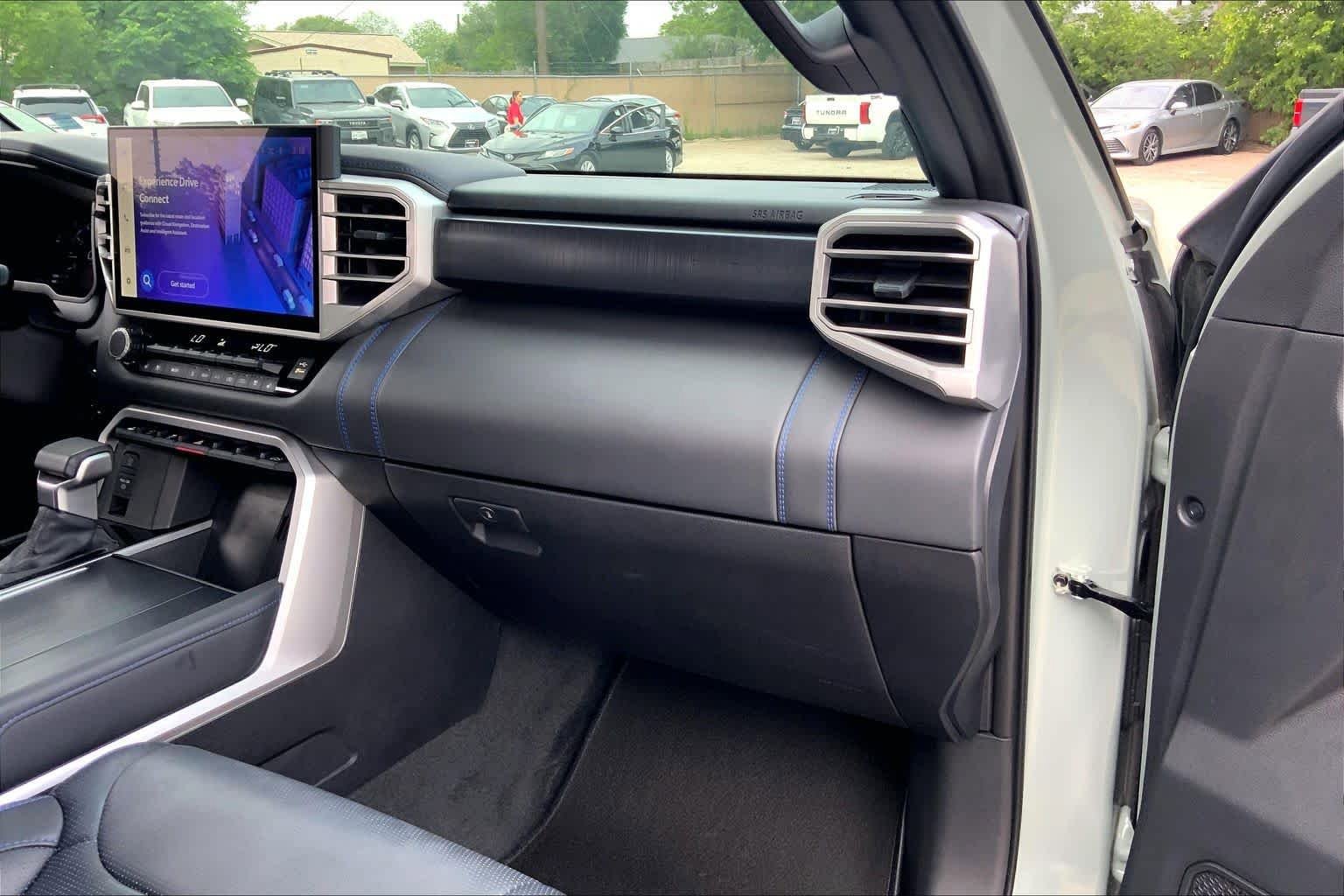 Used 2025 Toyota Tundra Platinum AWD/4WD image 19