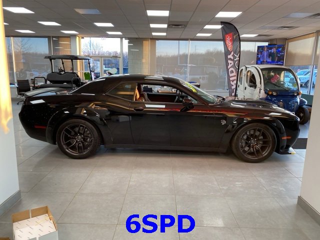 Used 2018 Dodge Challenger SRT Hellcat image 7
