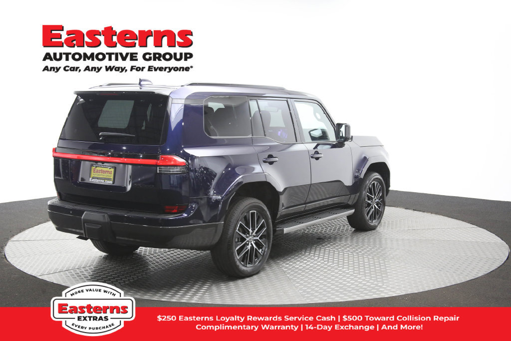 Used 2025 Lexus GX 550 w/ Accessory Package (2T) AWD/4WD image 45