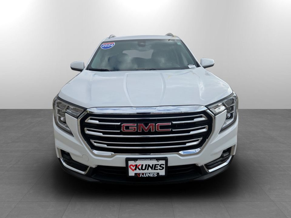 Used 2024 GMC Terrain SLT image 4