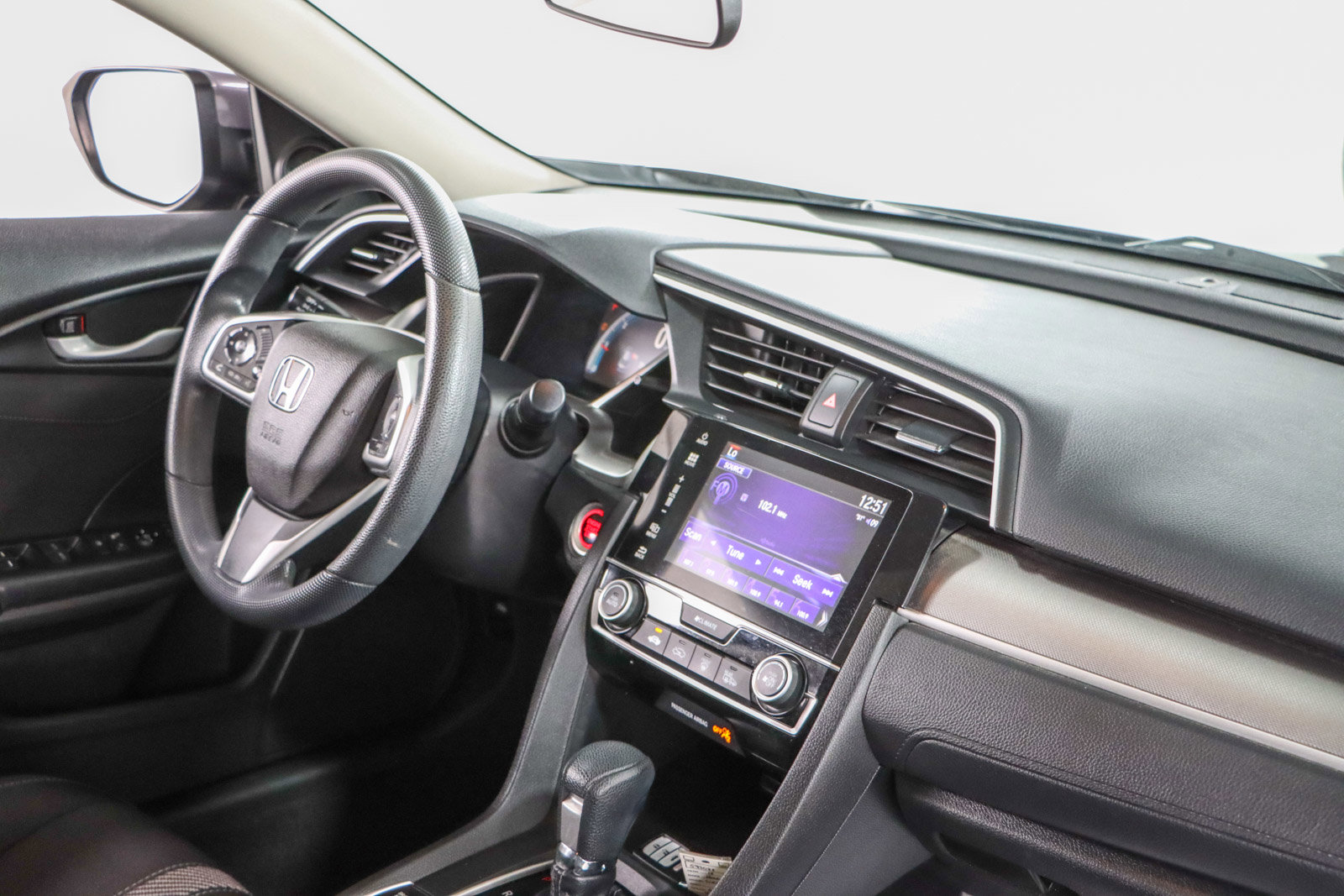 Used 2018 Honda Civic EX image 26