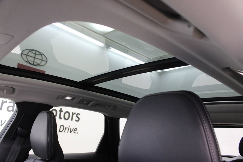 Used 2023 Volvo XC60 B5 Ultimate image 14