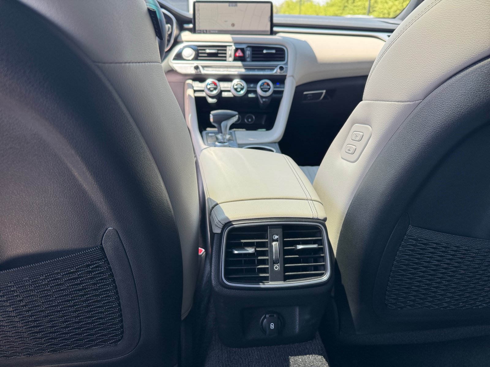 Used 2023 Genesis G70 2.0T w/ Sport Prestige Package AWD/4WD image 32