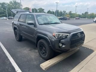Used 2017 Toyota 4Runner SR5 AWD/4WD image 7