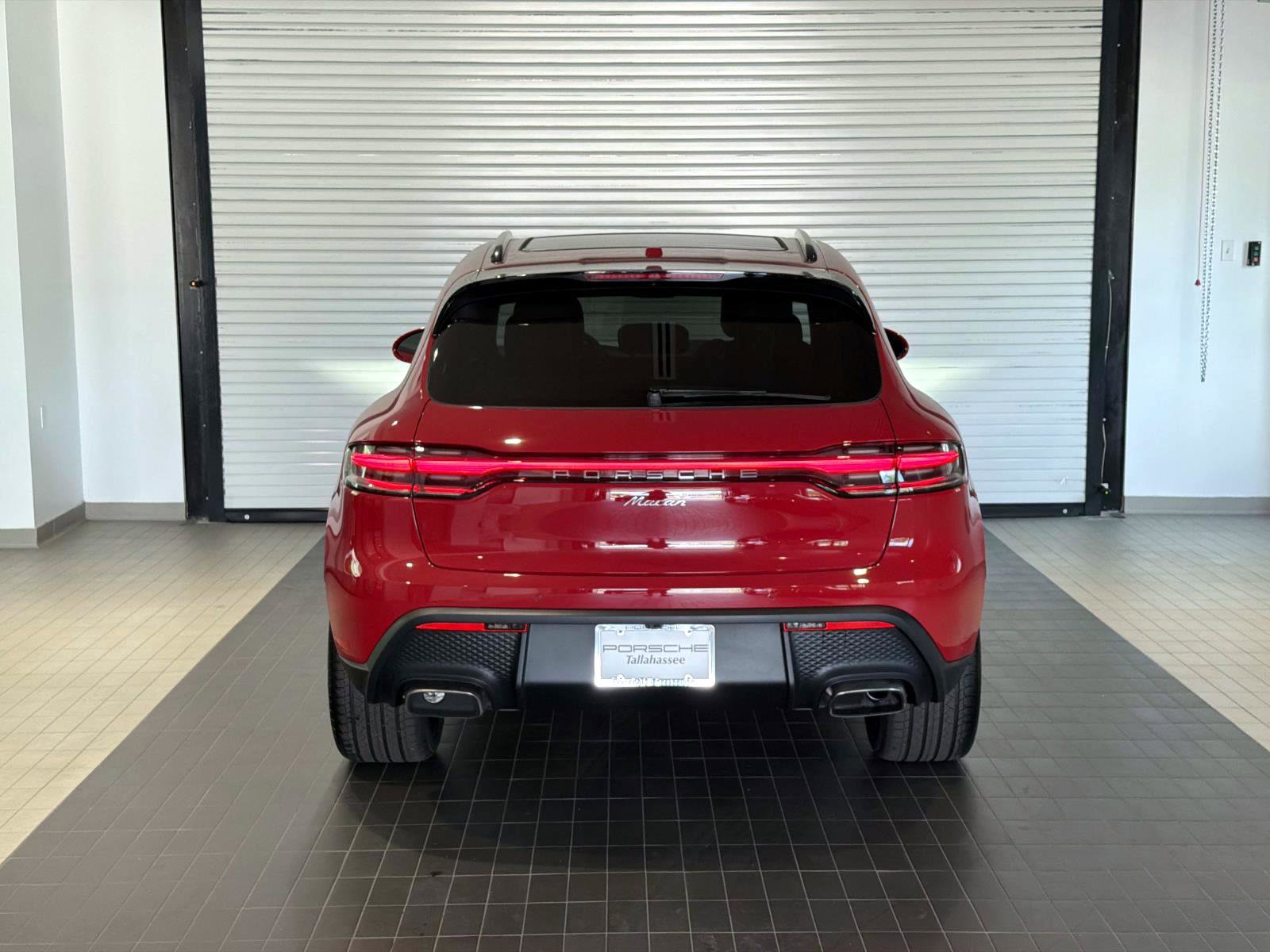 New 2026 Porsche Macan image 7