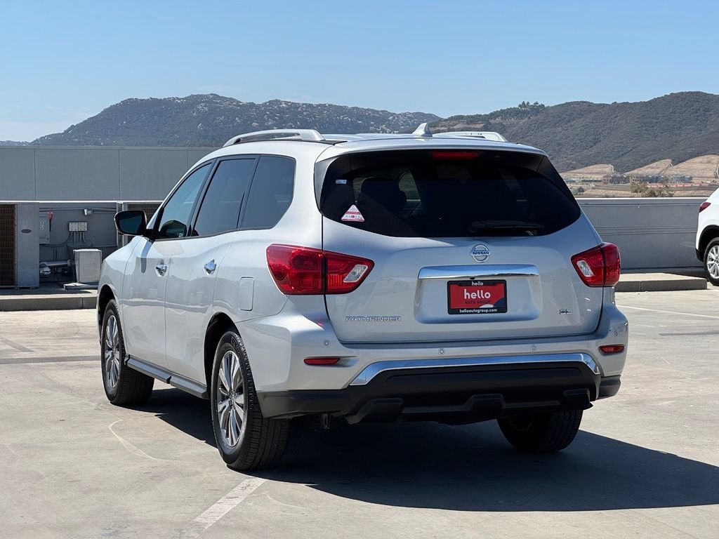 Used 2019 Nissan Pathfinder SL FWD image 32