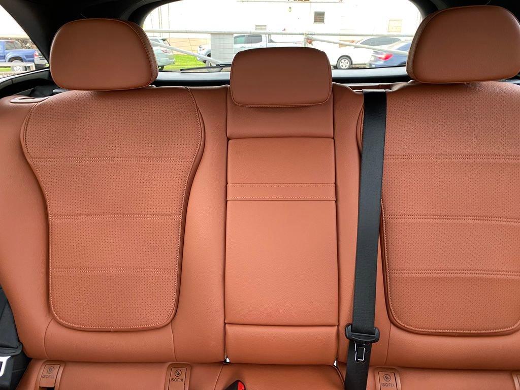 Used 2024 Mercedes-Benz GLC 300 4MATIC image 18