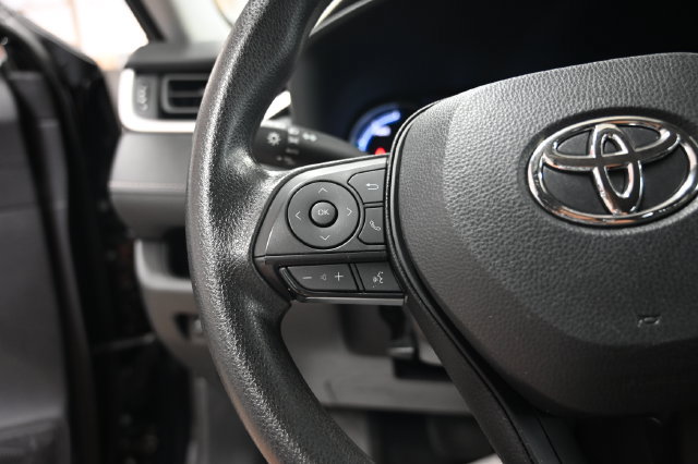 Used 2024 Toyota RAV4 XLE AWD/4WD image 23