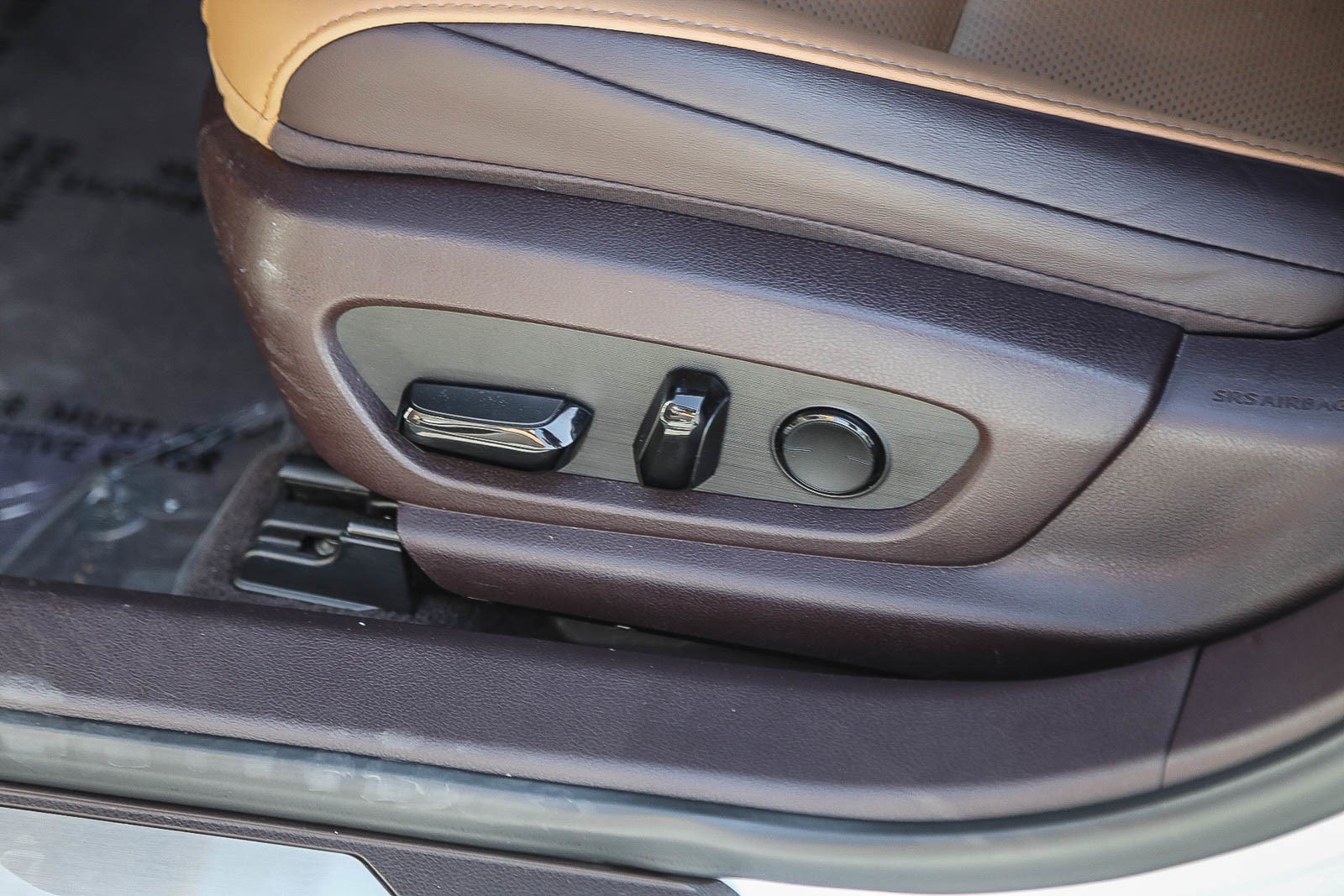 Used 2021 Lexus ES 300h w/ Premium Package FWD image 17