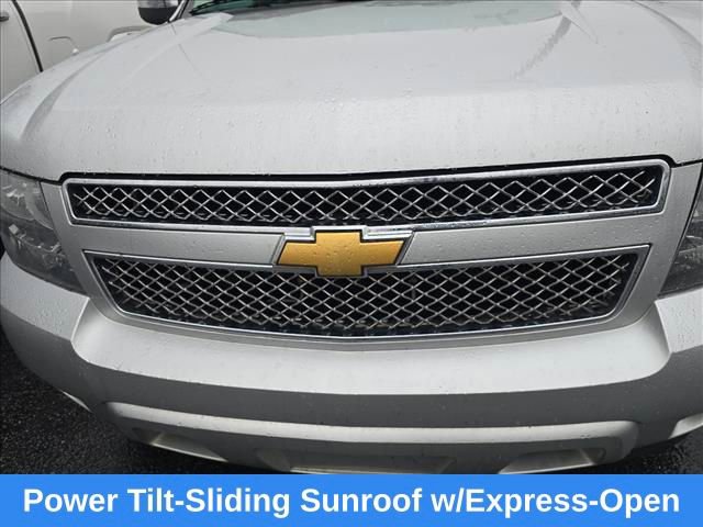 Used 2013 Chevrolet Avalanche LTZ image 17