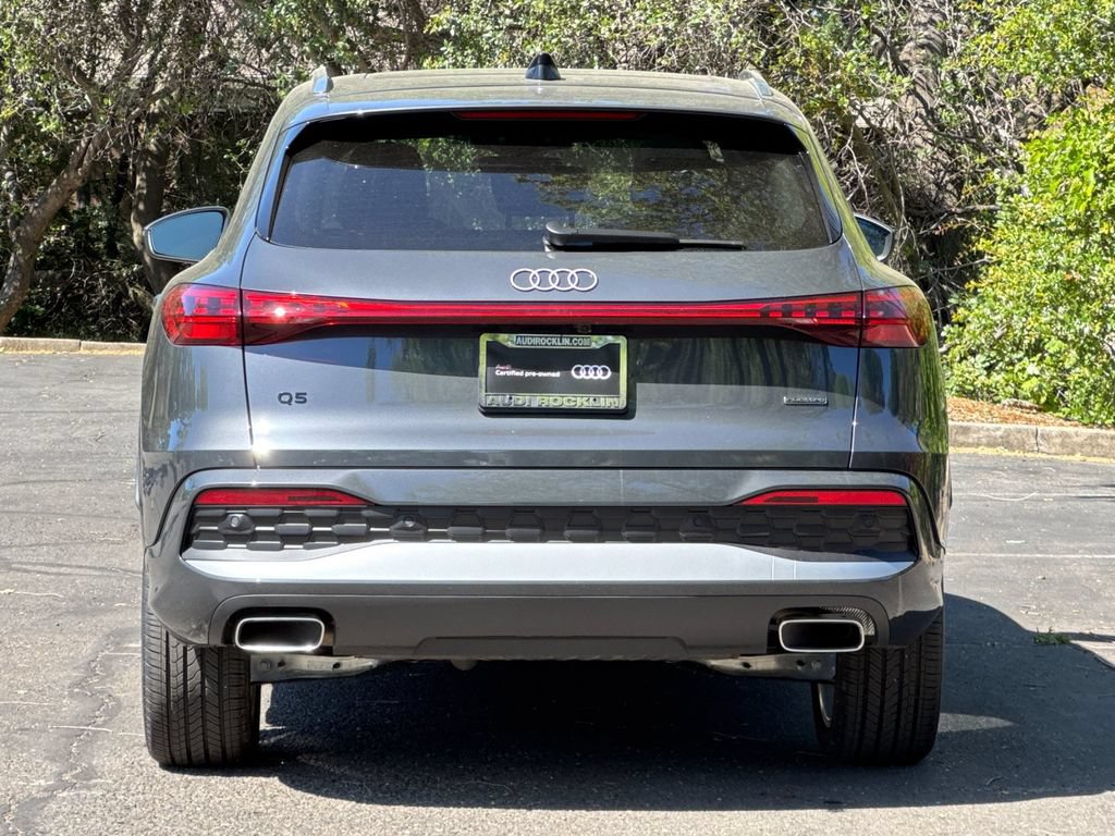 Certified 2025 Audi Q5 Premium w/ Premium Plus AWD/4WD image 9