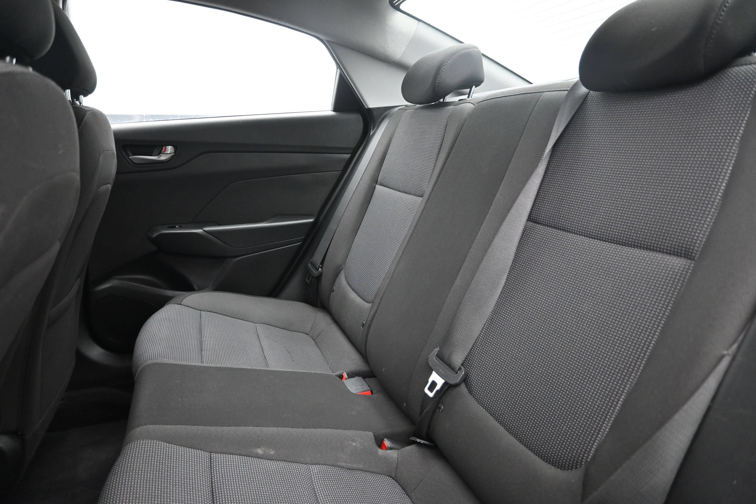 Used 2022 Hyundai Accent SEL FWD image 22