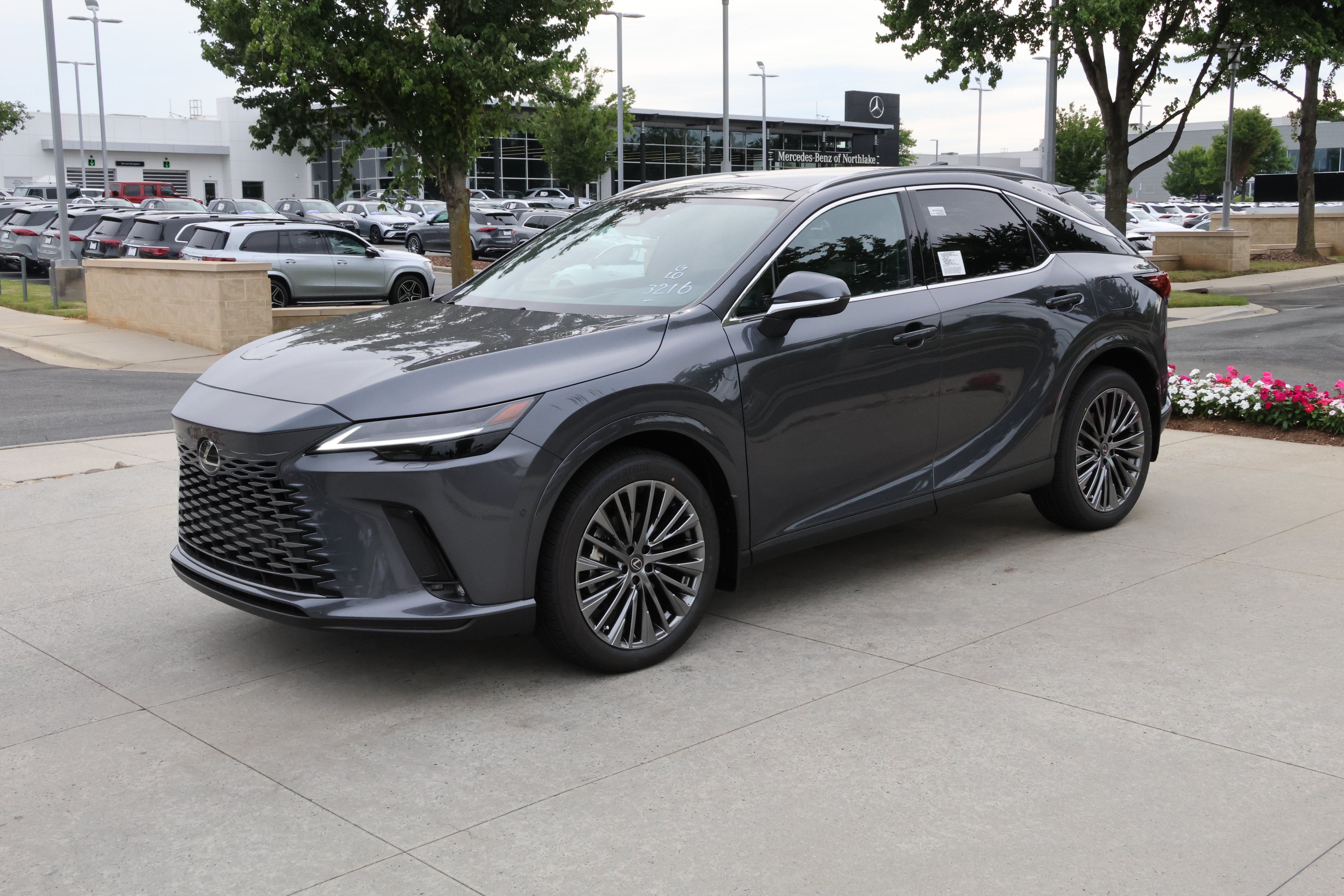 New 2026 Lexus RX 450h AWD image 5