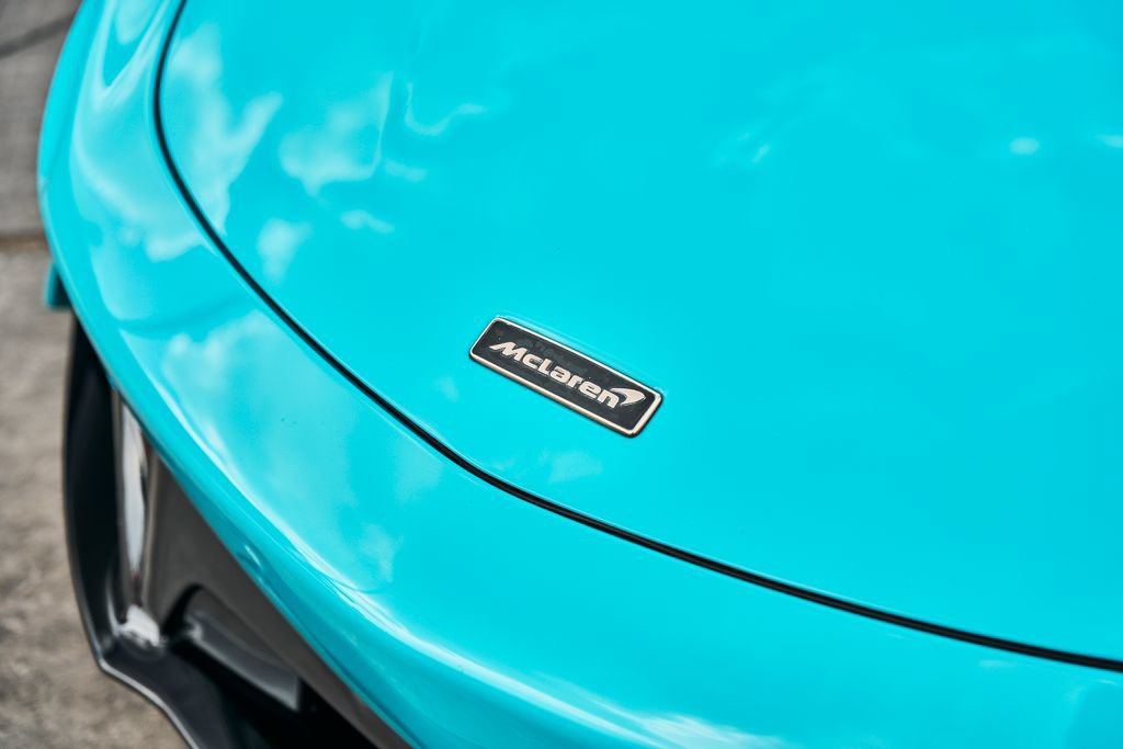 Used 2025 McLaren Artura Spider RWD image 8