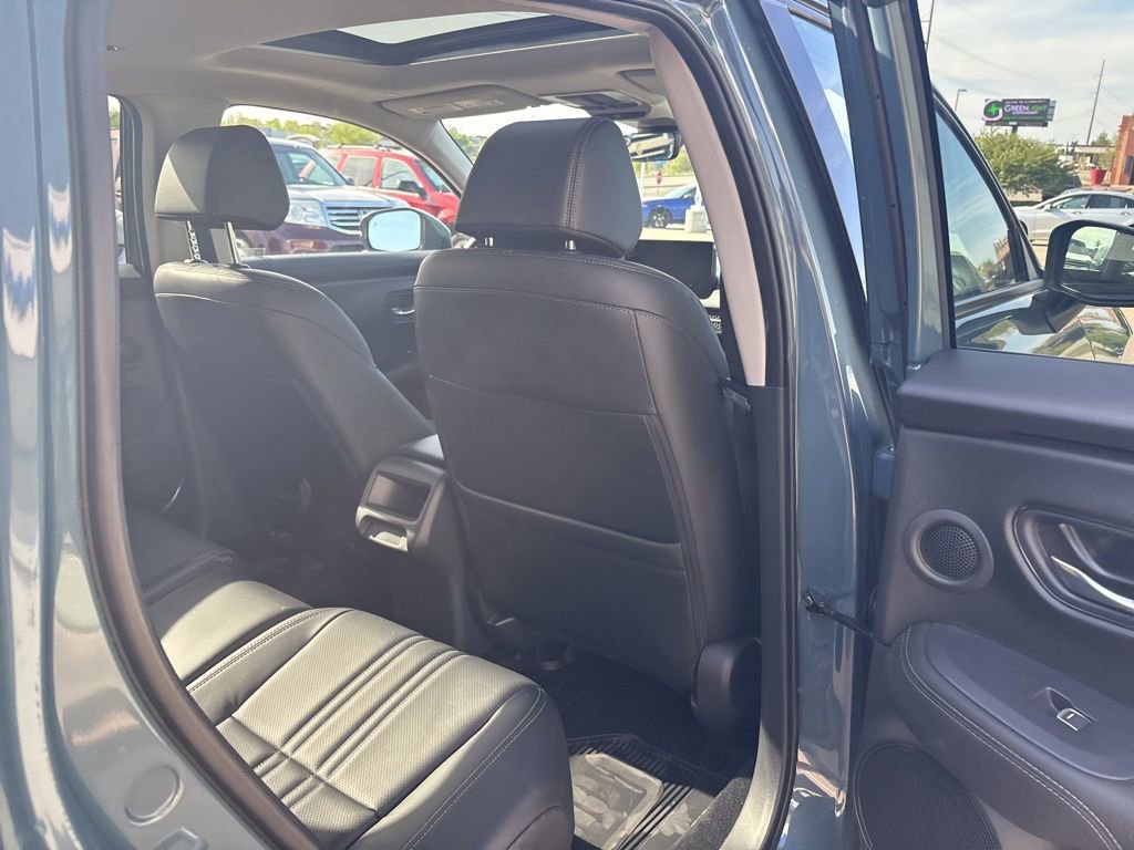 Certified 2025 Honda HR-V EX-L image 31