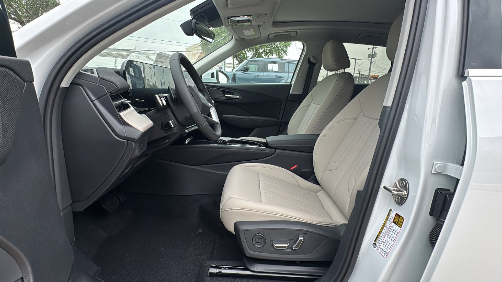 New 2026 Audi Q3 quattro 2.0T AWD/4WD image 9