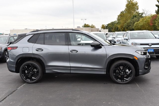 New 2027 Volkswagen Tiguan SE R-Line AWD/4WD image 5