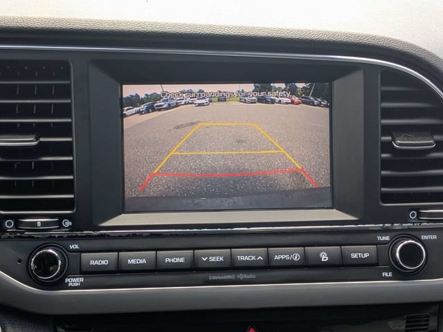 Used 2017 Hyundai Elantra Limited FWD image 29