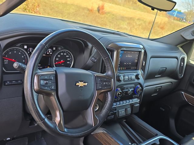 Used 2020 Chevrolet Silverado 1500 High Country w/ Technology Package image 19