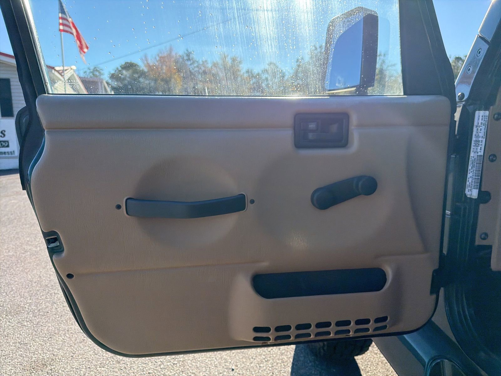 Used 2000 Jeep Wrangler Sahara image 8